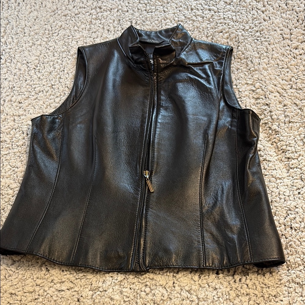 L’Officiel Vintage Black Leather Vest/Sleeveless Jacket